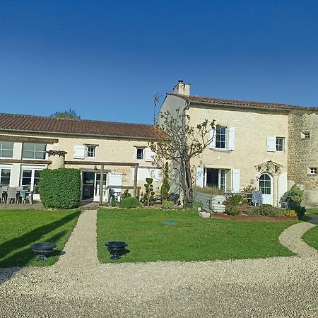 Gite De Charme Dans Ancienne Seigneurie Le Pin-Saint-Denis Εξωτερικό φωτογραφία